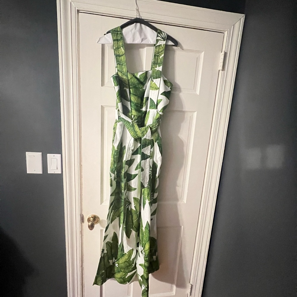 💚 Farm Rio Palm Fan Linen Wide Leg jumpsuit, size M 💚